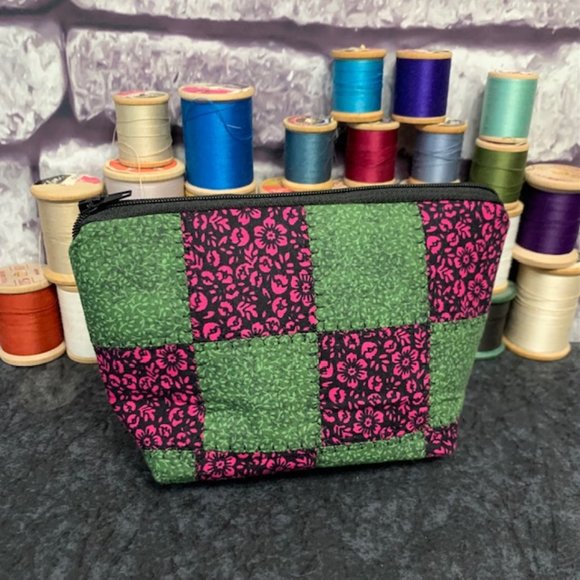 Simply Quilted Handbags - Handmade Quilted Cosmetic Bag